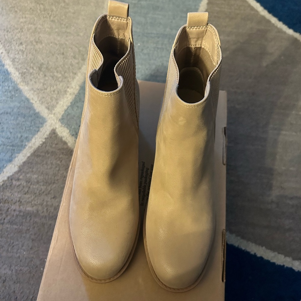 MIA Cream Ankle Booties